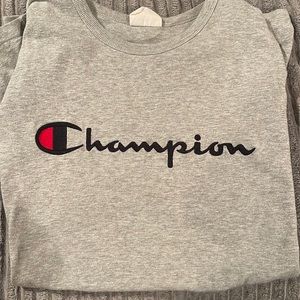 Champion t-shirt XL worn handful of times, small little rip as shown in picture
